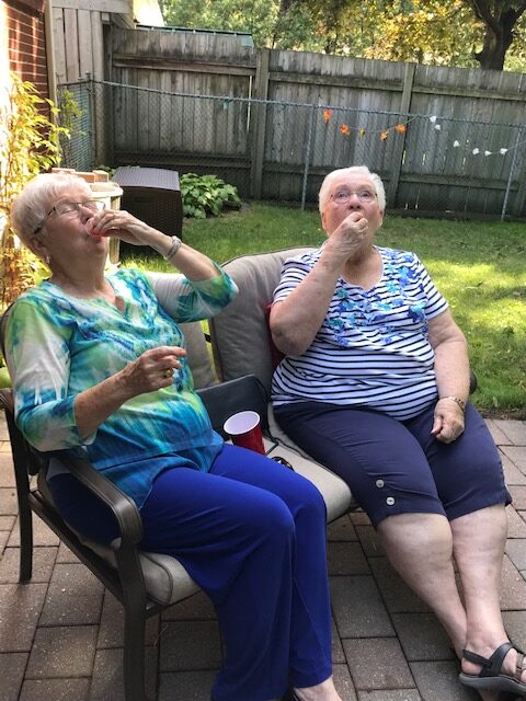 Sista doin jello shots